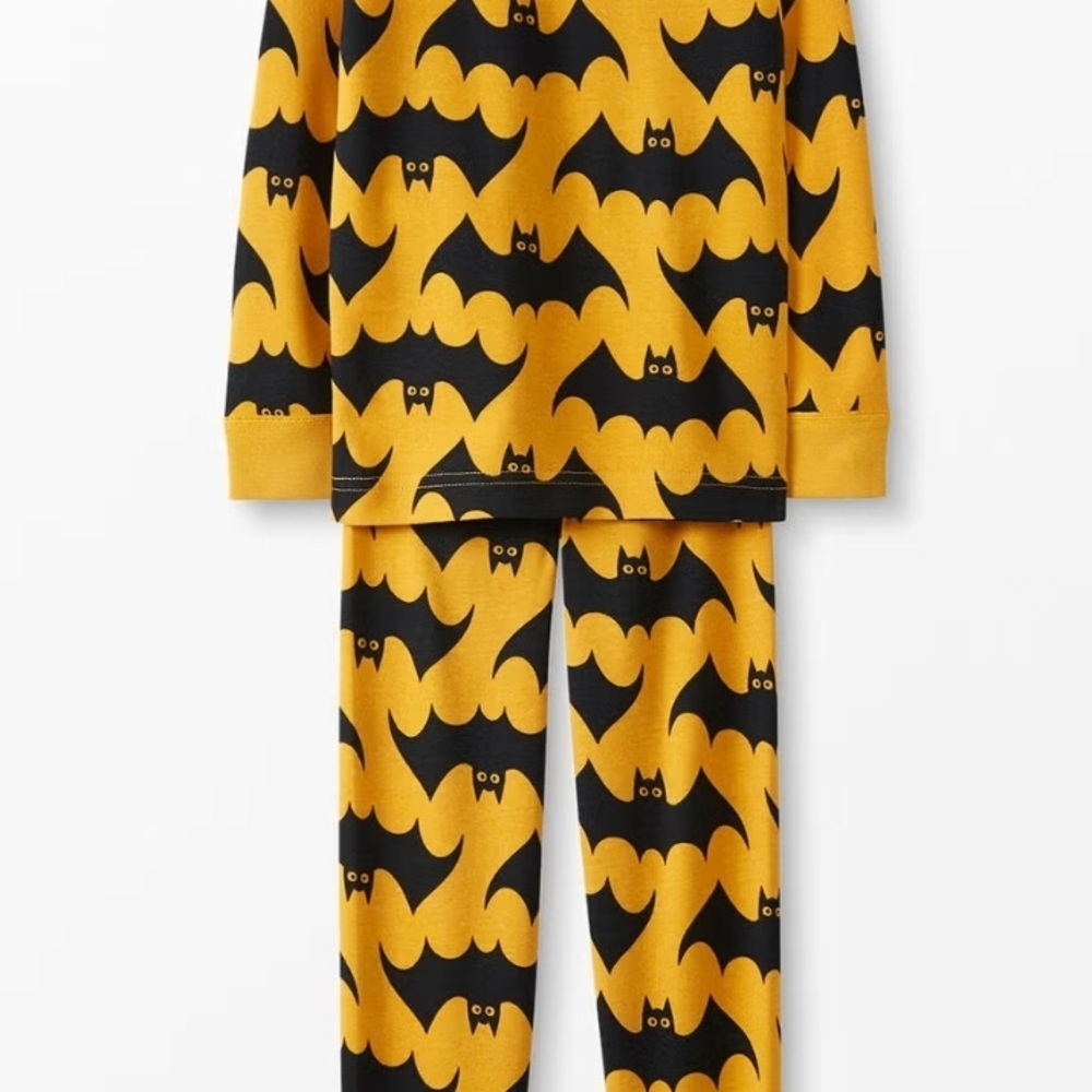 Hanna Andersson Yellow and Black Bat Pajama Set